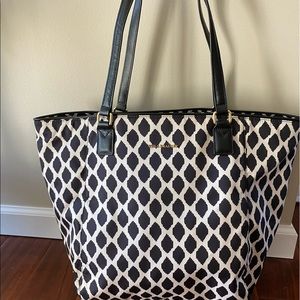 Vera Bradley, large Carry-all shoulder bag